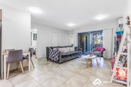 2/40 Lovegrove Street