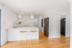 8 Woodland Ct Murrumba Downs