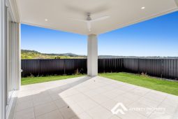 14 Laceflower St Narangba