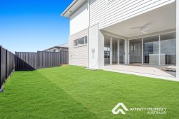 14 Laceflower St Narangba