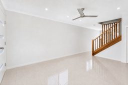 8/56-58 Glenmore St Kallangur