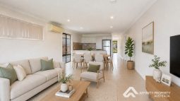 1/1 Nandina Court, Morayfield