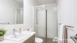 1/1 Nandina Court, Morayfield