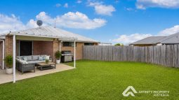 1/1 Nandina Court, Morayfield