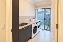 7 Woodland Ct Murrumba Downs